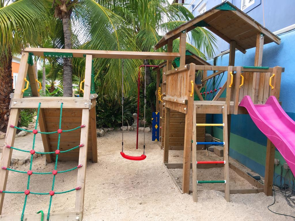 Scuba Lodge & Suites Willemstad Exterior foto