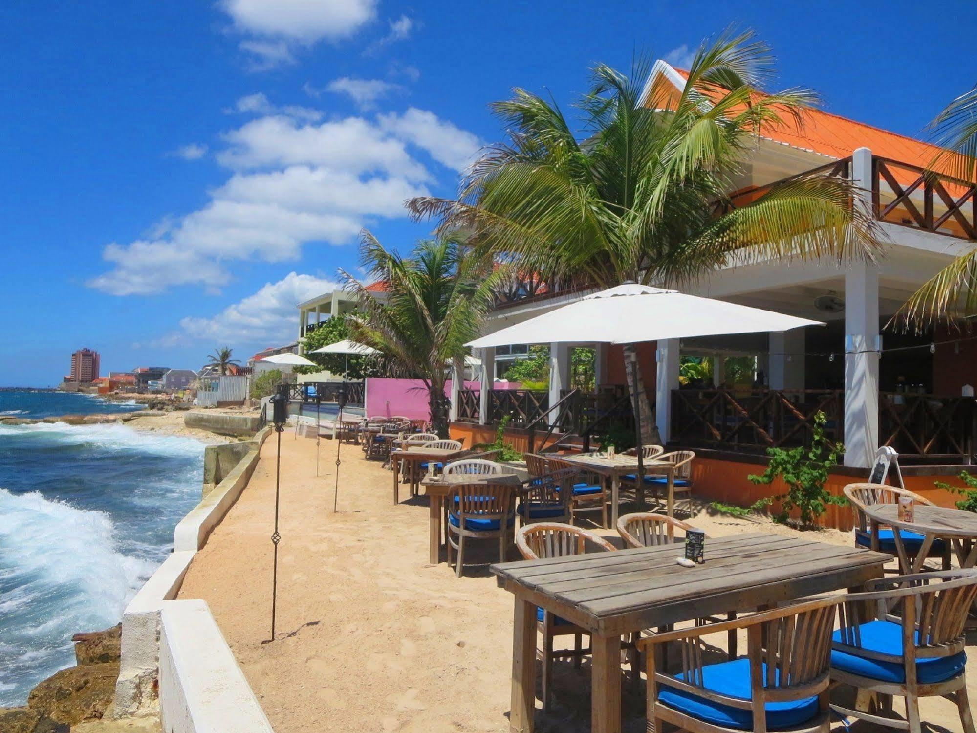 Scuba Lodge & Suites Willemstad Exterior foto
