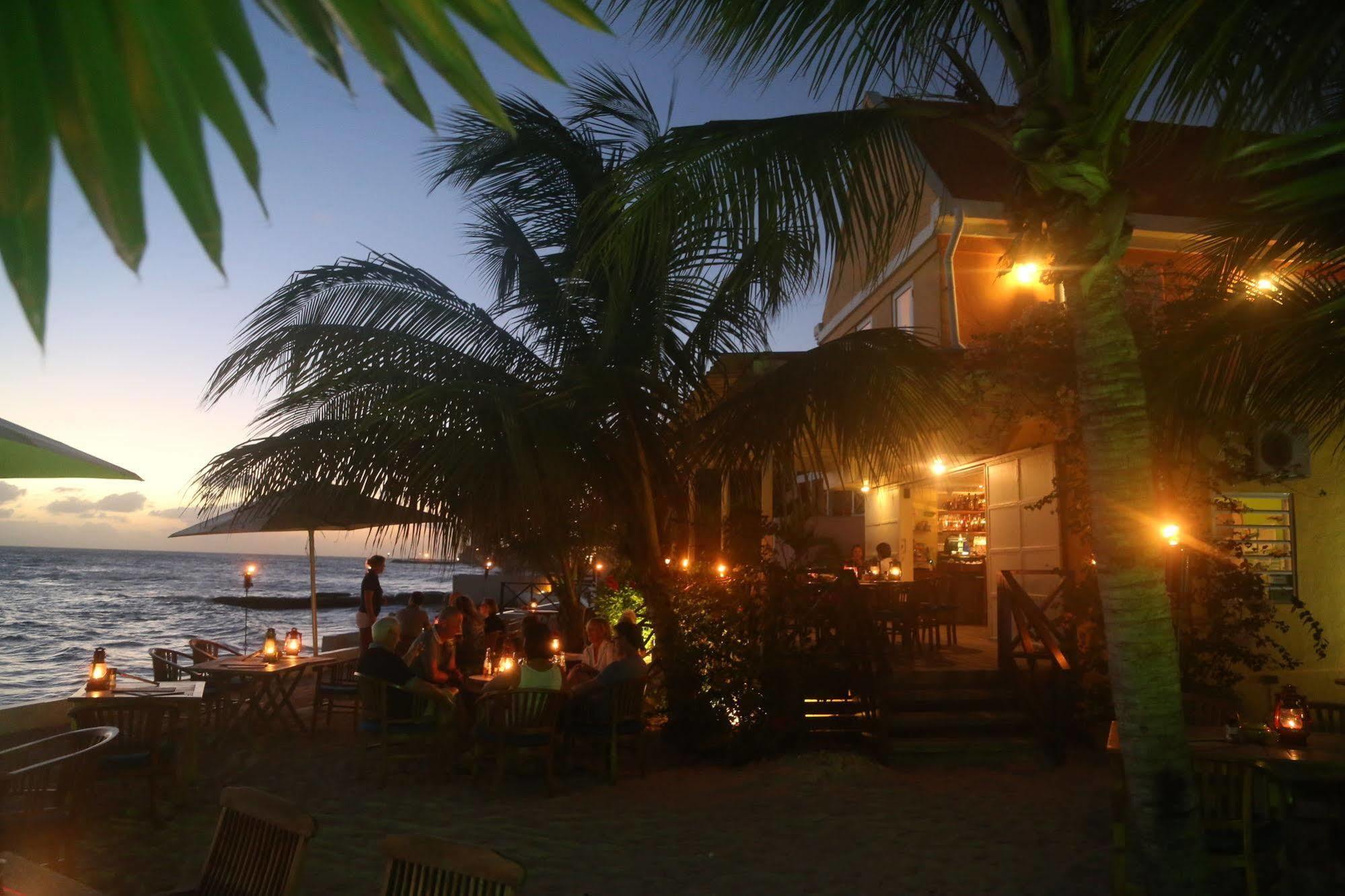 Scuba Lodge & Suites Willemstad Exterior foto
